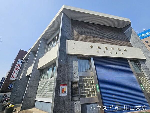 青木信用金庫 並木町支店平日（9:00～15:00）の窓口営業で、生活に欠かせない資金の相談や手続きがスムーズに行えます。地域密着型の親身なサポートが受けられ、日々の暮らしの安心感に繋がります…