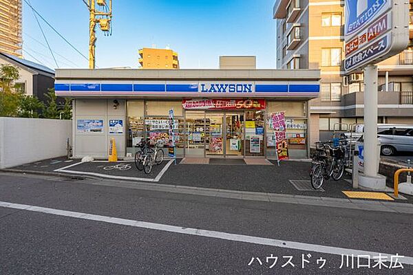 ローソン 川口金山町店24時間営業。淹れたてコーヒーやATM等、便利なサービスが揃い毎日を支えます。夜間も明るい店舗が身近にある安心感は魅力。暮らしを支える、欠かせない頼もしい拠点です。 210m