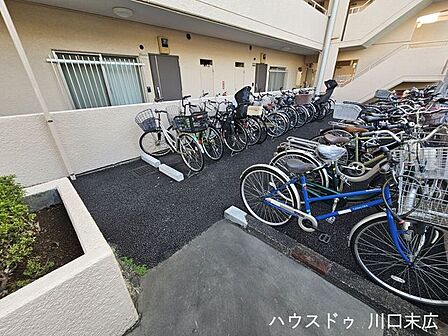 駐輪場