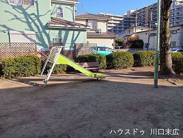 おおくら公園閑静な住宅街に位置する緑豊かな公園です。遊具や広場が充実しており、小さなお子様がのびのびと遊べる環境が整っています。毎日のお散歩や気分転換に最適です。（24時間開放） 20m