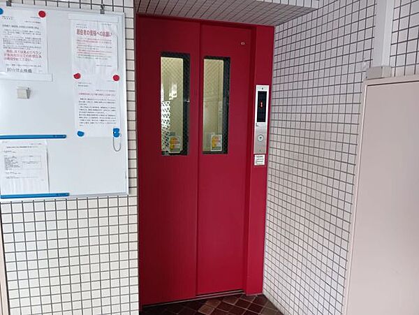 エレベータ