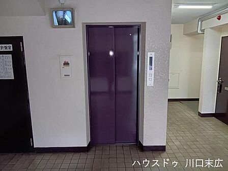 エレベータ