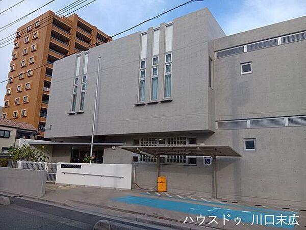 川口西保育園川口西保育園は、子ども一人ひとりの個性を大切にし、のびのびと成長できる環境を提供しています。広々とした園庭での外遊びや、地域との交流を通じて、豊かな心と健やかな体を育みます。笑顔あふれ…