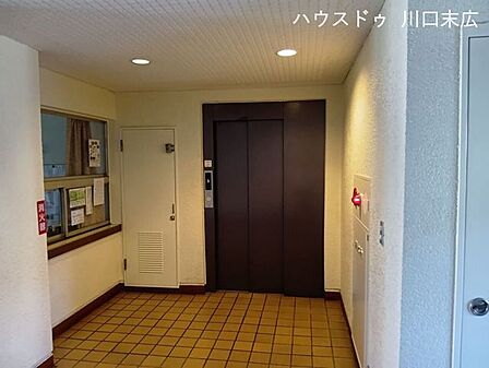 エレベータ