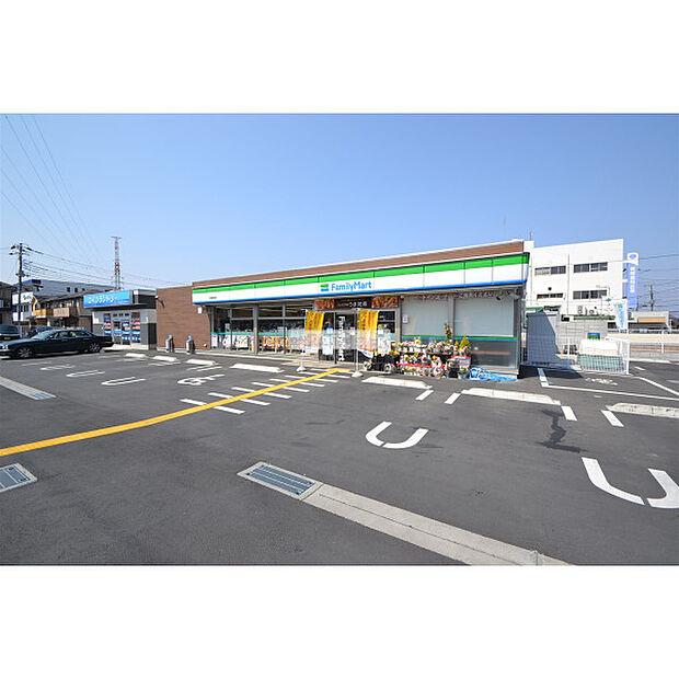 ファミリーマート