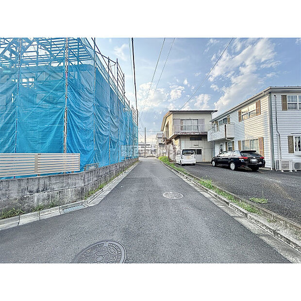 前面道路(2026年7月30日撮影)