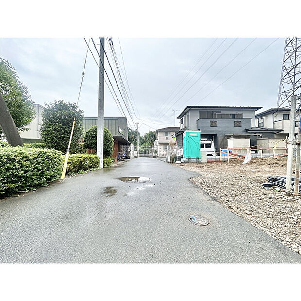前面道路(9月7日撮影)