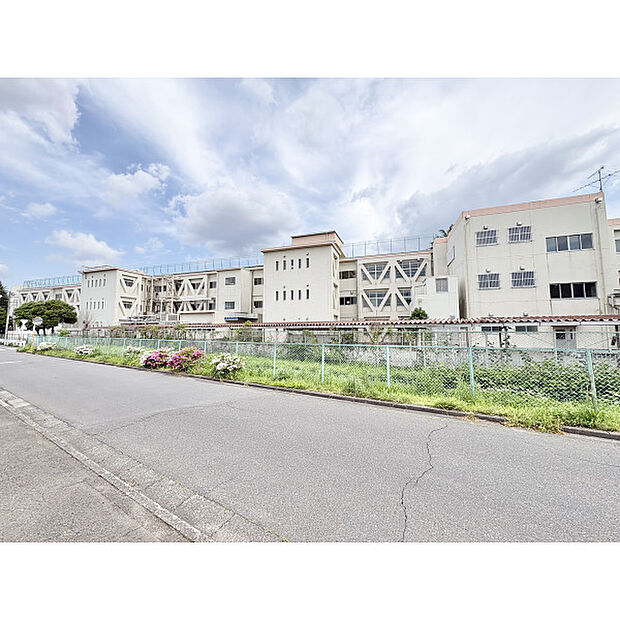 西中学校