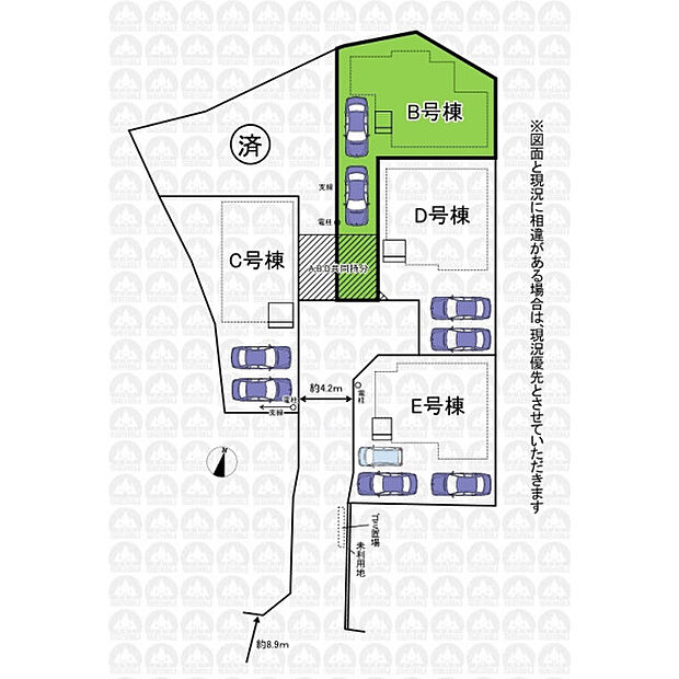 約44坪の敷地には車2台駐車可能です。