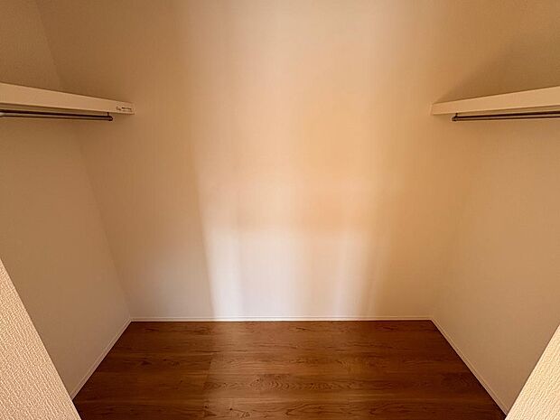 チェストを活用すると収納力もたっぷりです