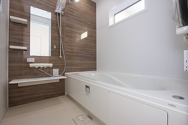 たまりがちな疲れやモヤモヤイライラはバスタイムですっきり洗い流して