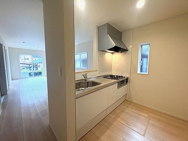 床下収納もあるので、収納力たっぷりです。