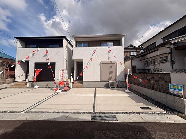 駐車しやすいです。