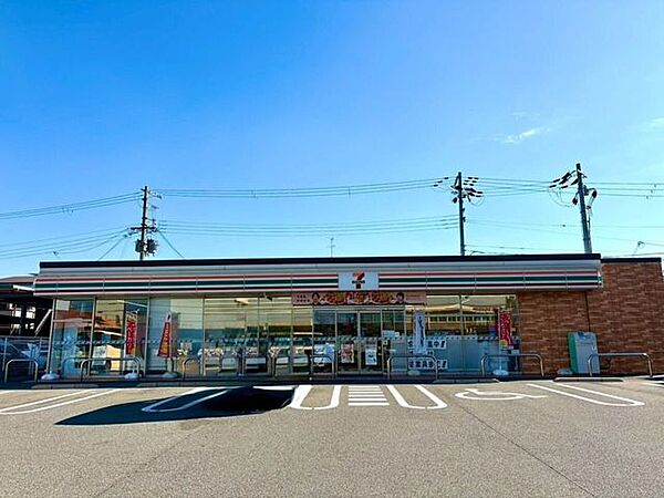 セヴンイレブン堺浜寺諏訪森町店 450m