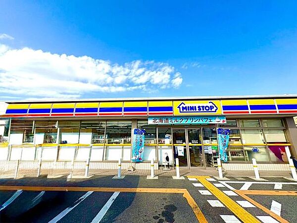 ミニストップ堺津久野町店 1420m