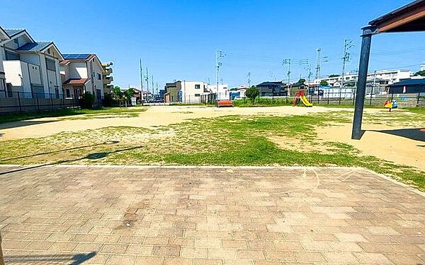 伯太6号公園 600m