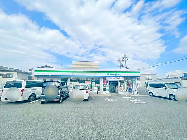 ファミリーマート堺鳳西町店 980m