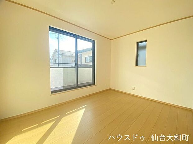 【洋室】6帖