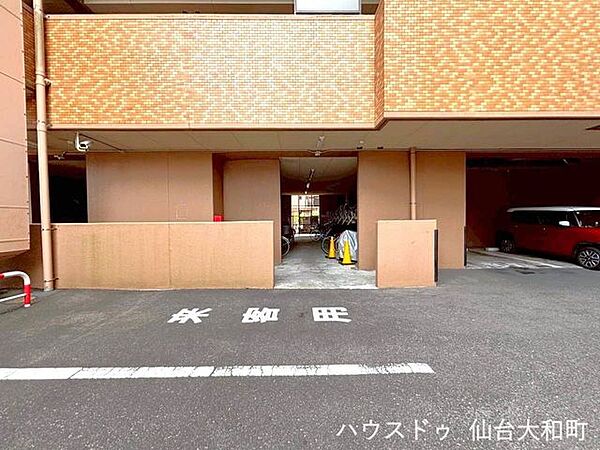 来客用駐車場完備