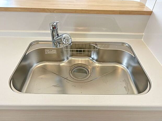 使いやすくお手入れしやすいステンレスシンク