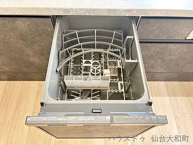 家事の負担を軽減する食洗機付き