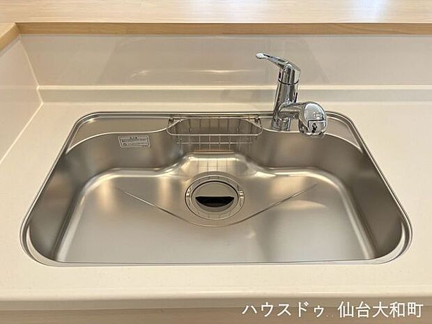 浄水カートリッジ内臓のハンドシャワー水栓