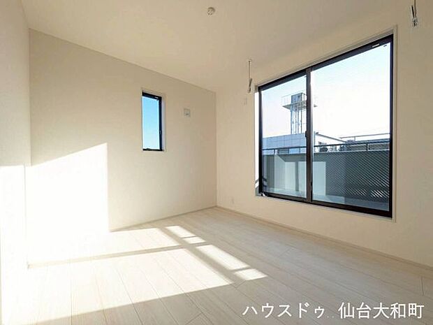 3階ならではの眺望と陽当たりは、オンリーワン♪