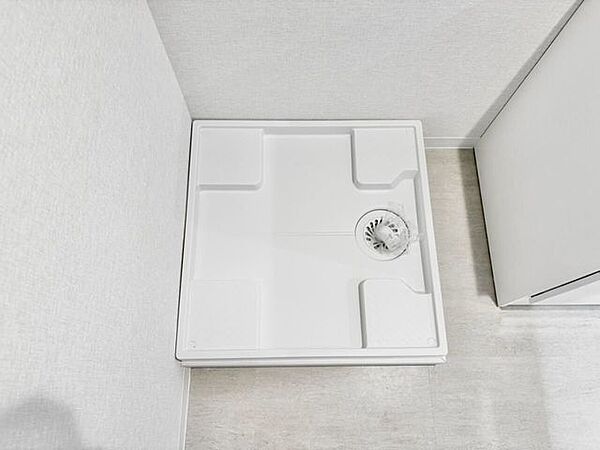 室内洗濯機置き場には防水パンを設置