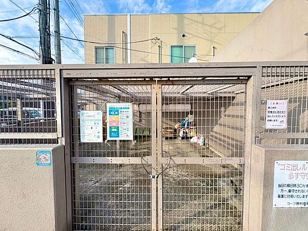 敷地内ゴミ置き場