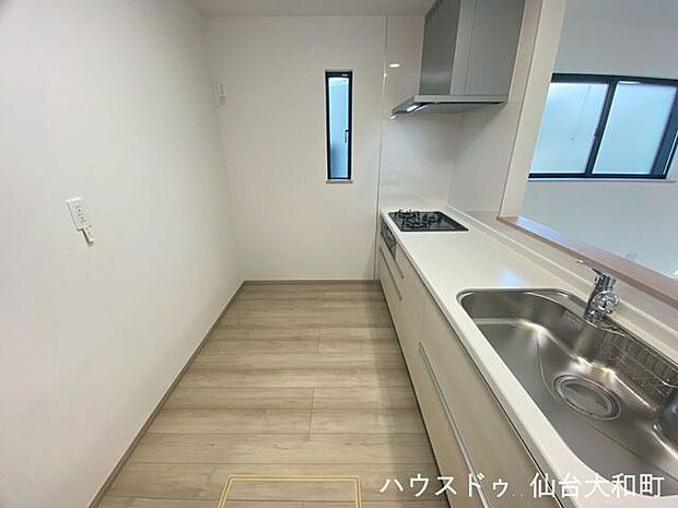 親子で、夫婦で♪並んでお料理をしてもゆとりのあるキッチンスペースで、さらに作業がはかどります+*