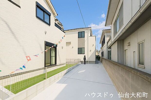 カーライフをサポート+*2台駐車が可能です♪