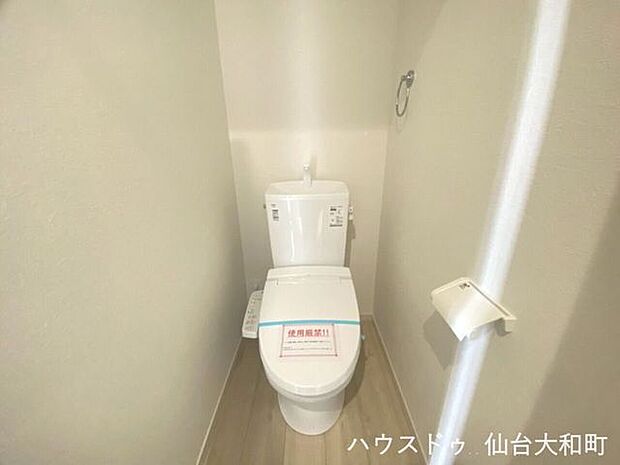 温水シャワー付きトイレ