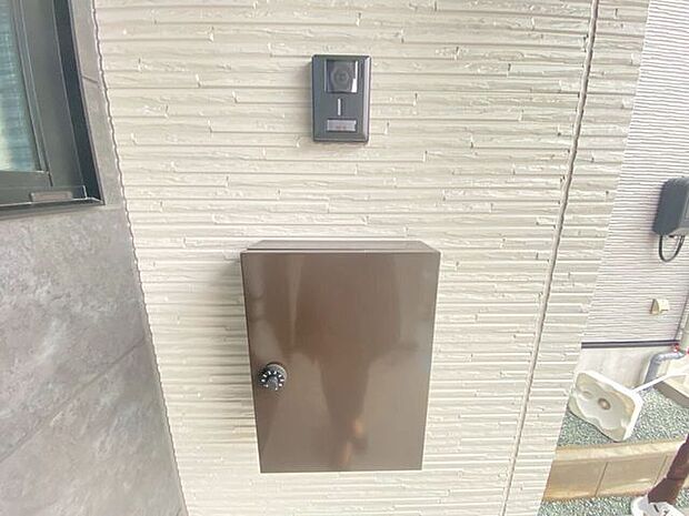 【メールボックス】ダイヤルロック付きで安心です