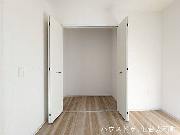 扉付きなので誇りも防げます+＊