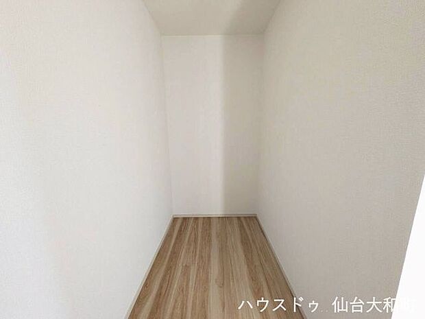 2階ホールクローク