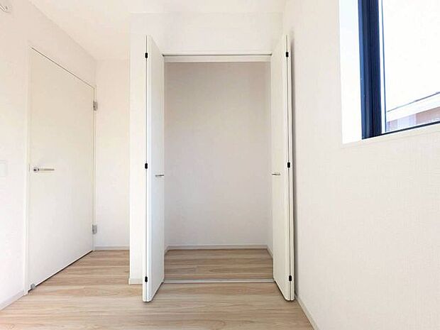 『しまう』習慣をつけると、自然と室内が片付きます+*