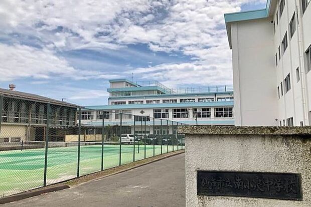 仙台市立南小泉中学校 ※蒲町中学校と選択可能 870m