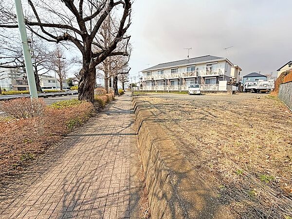 開放感のある現地です。　実際に現地のご見学をしてみませんか？　お気軽にお問い合わせください。