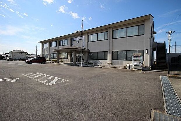 一宮市役所西成出張所 640m