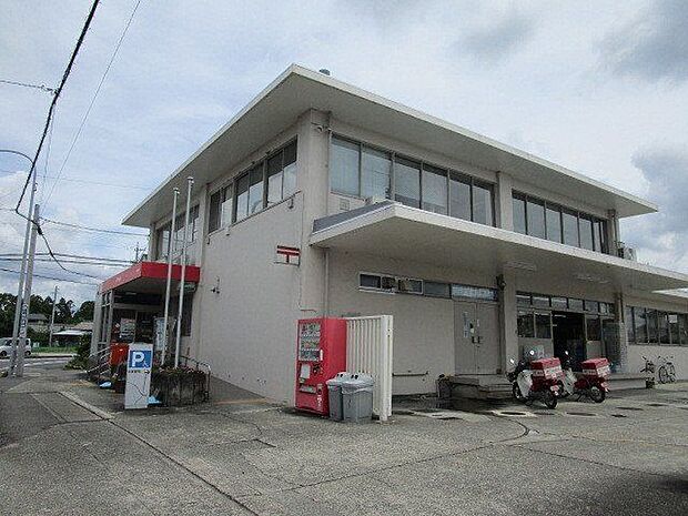 葉栗郵便局 960m