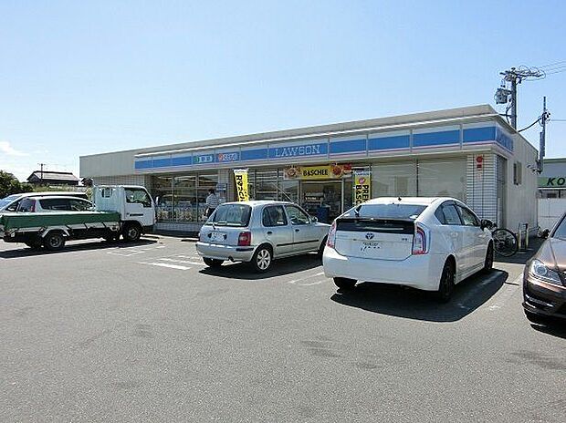 ローソン一宮大和町福森店 130m