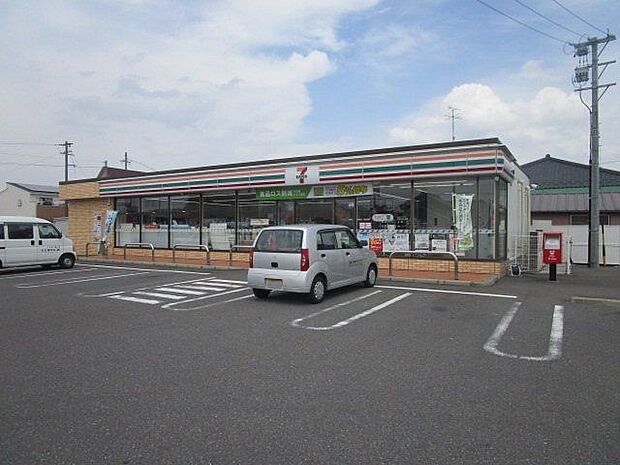 セブンイレブン一宮三条店 550m