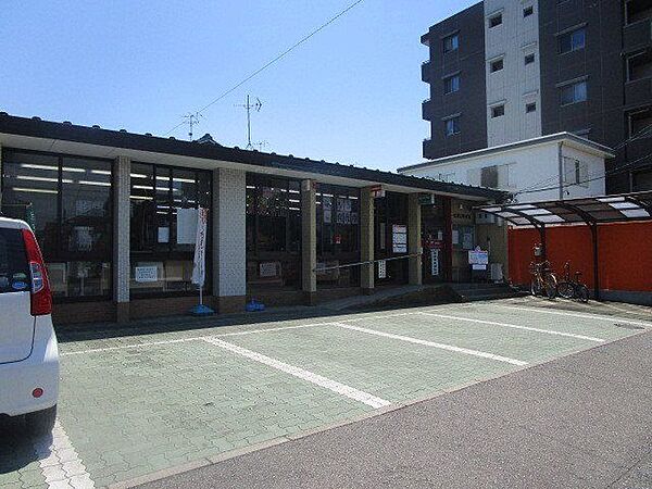 一宮野口郵便局 180m
