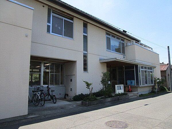 かもめ保育園 340m