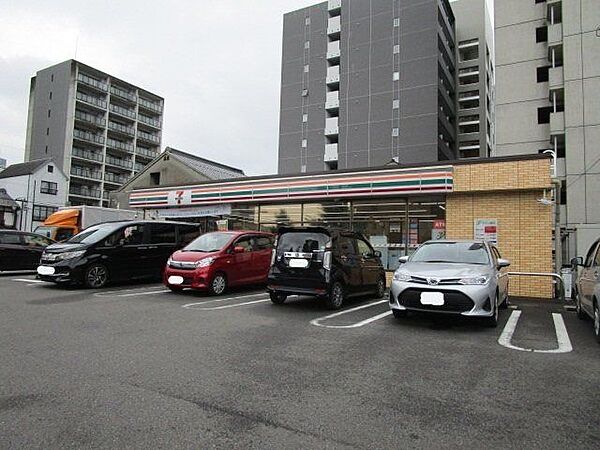 セブンイレブン 一宮新生2丁目店 570m