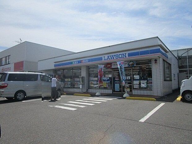ローソン 一宮緑三丁目店 170m