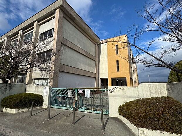一宮市立萩原小学校 立萩原小学校 1400m