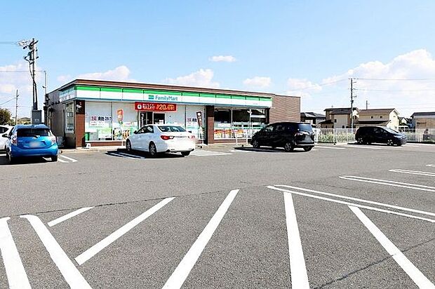 ファミリーマート一宮千秋店 750m