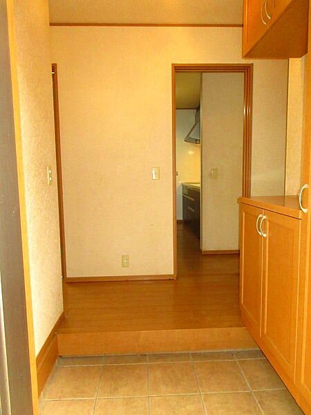 明るく清潔感のある玄関