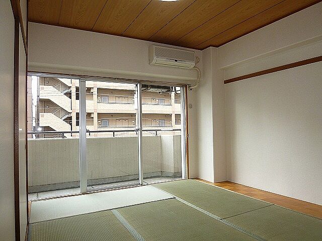 寝室